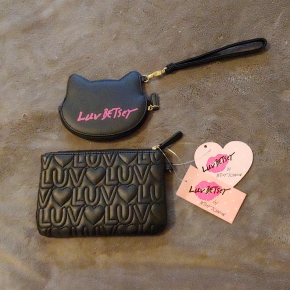 Betsey Johnson Rainbow Cat Wristlet +Pouch - Picture 2 of 4